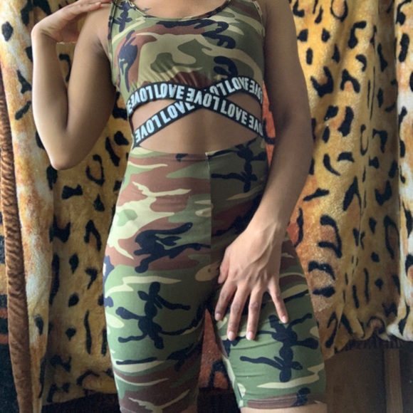 Chic love army green camouflage body suit (shorts) - Picture 3 of 4